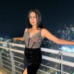 Manasi Parekh Instagram - Sparkle and shine 🖤🖤 . . . Styling : @mumbaai_thii