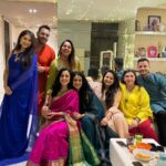 Manasi Parekh Instagram - નુતન વર્ષા અભિનંદન 🤝 What a partayyyy!!! Thanks @esharkansara and @musicwaala for a banger of a time! Saal mubarak everybody! To happiness, love, positivity and friendship always ♥️ #diwali #newyear @vyomanandi @pratikgandhiofficial @bhaminioza @punit.j.g @viral2886 @dharmesh64 @surabhijaverivyas @vaidyanisarg @ankitaadeshra @bagchi_mb @director_vipul_mehta