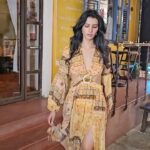 Manasvi Mamgai Instagram – Walking tall with grace and confidence 🖤

#ManasviMamgai 

Location @1bhkmumbai