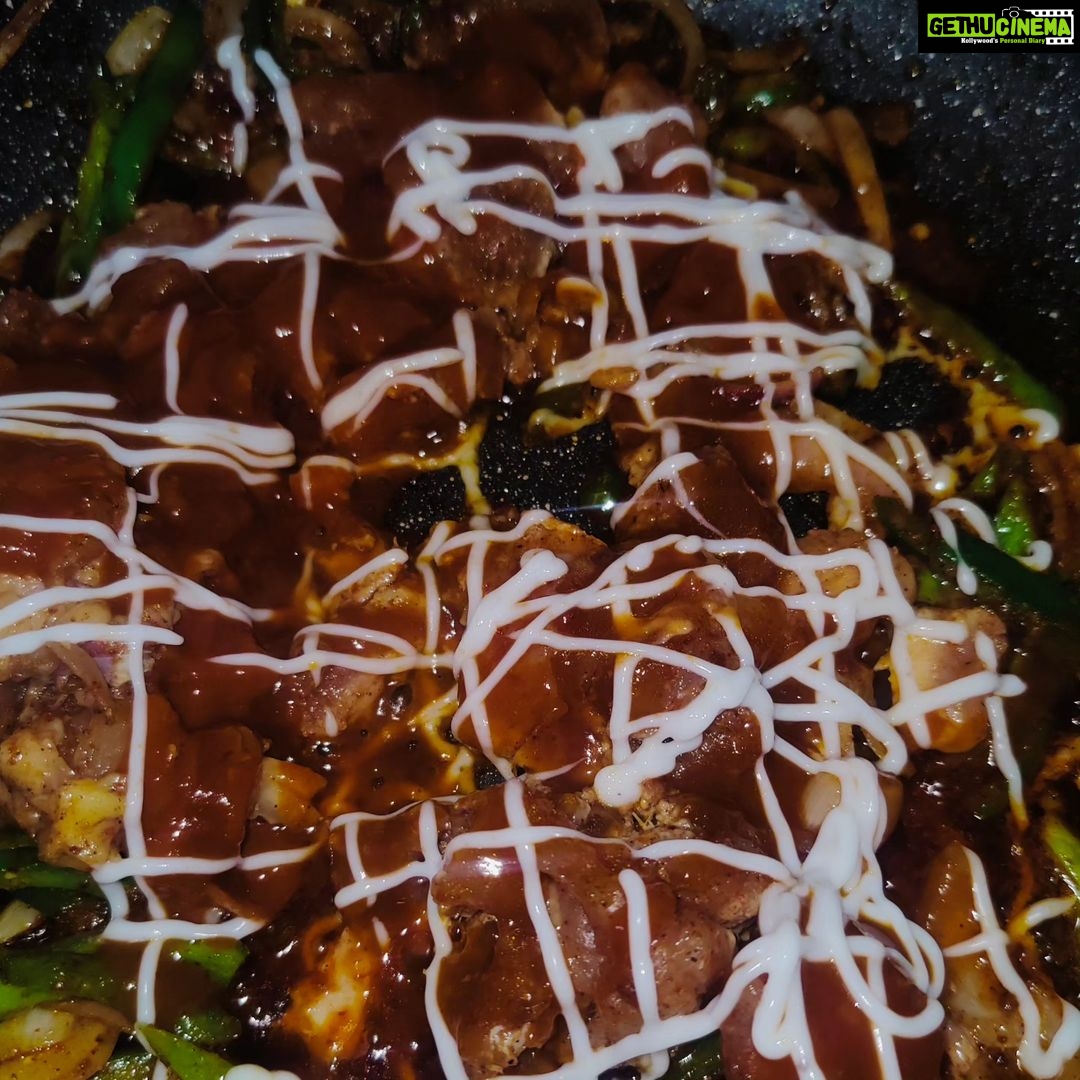 Mani Bhattacharya Instagram - Claypot pizza 🍕 Panner/chicken Available at @s.o.b_swad_of_bypass