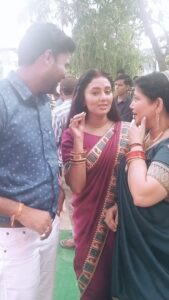 Mani Bhattacharya Instagram - Shooting  shooting 😍🤩😜 " Chala chali gauwa ki ore"

#reelsinstagram
#viral
#bhojpuri #trendingreels #instagram #fun #masti