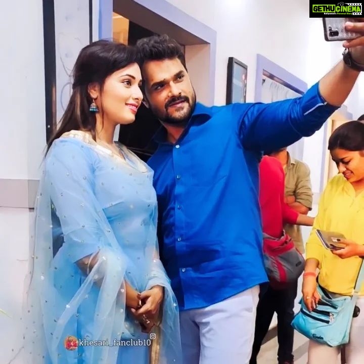 Mani Bhattacharya Instagram - मेरी फेवरेट जोड़ी...... . . .@khesari_yadav @mani_bhattachariya