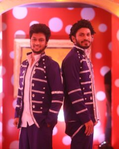 Mani Chandra Instagram - 8th Annual Vijay Tele Awards 
Roast Performance of all the serials and reality shows 🥳

So happy for you @kuraishi_the_entertainer darling for winning favourite comedian award❤️🥳👏🏻

Do watch our performance this Sunday @ 3pm onwards 🥳

Special Thanks to @joshua_preetham ❤️ @richardsamsonj ❤️ @ganavinoth_offical ❤️ @globalvillagers ❤️

Costume @dipti11_official ❤️

#vijayteleawards #8thvijaytelevisionawards #vijaytelevisionawards #8thannualvijaytelevisionawards #manichandra #kuraishi #mani