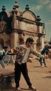 Mani Chandra Instagram - Oor Kelavi Oor Oor Kelavi 🥳
Music video is out now - link in bio
Now do your dance moves!!!🔥

#manichandra 
#oorkelavi #musicvideo #adkrapper
