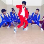Mani Chandra Instagram - #Maalta song reel 🔥🍾 #maaltahookstep Move ur feet for maalta song and tag us 😍 🕺 - @manichandra_official 🎵 - @tanujmenon_offl 🎙️- @gana_balachandar ✍️ - @ganagokul_866 Let’s party 🔥 @scenariomediaworks_offl @vijaysivan_ @chandiniofficial @prakashplays @meyyendiran88 @suresh.chakravarthy @gana_balachandar @ganagokul_866 @namonarayananoffl @honestraj.vijay_tv @tanujmenon_offl @theroadmap_digital @trendmusicsouth @radiocitytamil_ @scenariomediaworks_offl @bnellaiyappan @NARESHKUMAR2808 @rpmanivannan25 @suresh_actor @la.dino40 @dir_christopher @na_than_david @Rathanrocks @Sathish98407 @a._john_pro @shibuneel @finetrimstudios @yadav_jbs @priyaa.karan @priyaharie @PREMKARUNTHAMALAI @heroic_kid @prabanjs_Official @SakthipriyanCi1 @amir_ads @manichandra_official @keshavvinodofficial @velssing @sudharsan_hemaram @vishnu_m_n @shehnaiballeshofficial @shruthi4250 @vjganesan Chennai, India