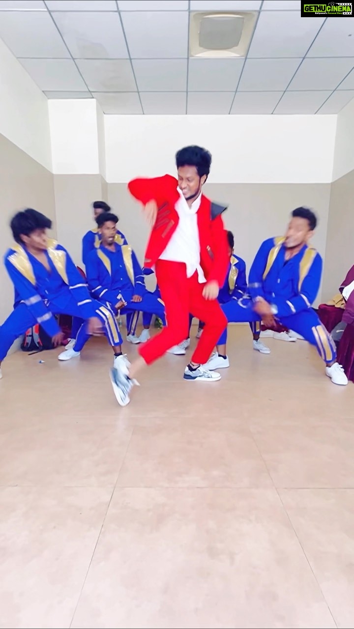 Mani Chandra Instagram - #Maalta song reel π₯πΎ #maaltahookstep Move ur feet for maalta song and tag us π πΊ - @manichandra_official π΅ - @tanujmenon_offl ποΈ- @gana_balachandar βοΈ - @ganagokul_866 Letβs party π₯ @scenariomediaworks_offl @vijaysivan_ @chandiniofficial @prakashplays @meyyendiran88 @suresh.chakravarthy @gana_balachandar @ganagokul_866 @namonarayananoffl @honestraj.vijay_tv @tanujmenon_offl @theroadmap_digital @trendmusicsouth @radiocitytamil_ @scenariomediaworks_offl @bnellaiyappan @NARESHKUMAR2808 @rpmanivannan25 @suresh_actor @la.dino40 @dir_christopher @na_than_david @Rathanrocks @Sathish98407 @a._john_pro @shibuneel @finetrimstudios @yadav_jbs @priyaa.karan @priyaharie @PREMKARUNTHAMALAI @heroic_kid @prabanjs_Official @SakthipriyanCi1 @amir_ads @manichandra_official @keshavvinodofficial @velssing @sudharsan_hemaram @vishnu_m_n @shehnaiballeshofficial @shruthi4250 @vjganesan Chennai, India