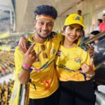 Mani Chandra Instagram - IPL celebration with my darlings 🥳❤️ One of the most funfilled day ever 🥳🥳🥳 #csk #yellowlove 💛 @im_raveena_daha @kuraishi_the_entertainer @samyuktha_shan @yashikaaannand