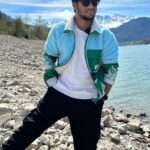 Mani Chandra Instagram – Engeyum Kadhal 🤍🖤
Missing and loving everything about 
Switzerland 🤍

VC @im_raveena_daha chelloo🖤
 @tharshan_93 darling ❤️
