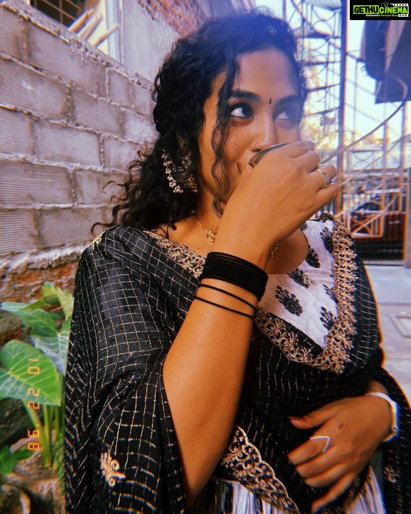 Manisha Eerabathini Instagram - o c t o b e r • d u m p ✨ This month was incredibly satisfying, musically-speaking. It’s rare to have a moment of creative bliss and inspiration, let alone a month full of it. It’s so easy sometimes to see how much other people are doing and feel less productive about your own journey — I know I’m guilty of that. But it’s important to note that most people are showcasing their highlights, not their day-to-day struggles. As glamorous as things may look, 80% of the time - it’s quite literally the opposite. This career requires a lot of patience, waiting, and similarly feeling as if everyone but yourself is succeeding. That’s why it’s important to celebrate the wins when they do happen. Here’s to the 20% that makes the 80% all worth it. Here’s to all of us working towards our dreams, one day at a time. Hyderabad