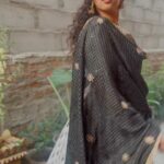 Manisha Eerabathini Instagram – Bathukamma in Hanamkonda is on another level 🌸 Loved wearing this lovely outfit by @houseofmudrika last week 👗
Beautiful song by @mohanabhogaraju ❤️ Hanamakonda