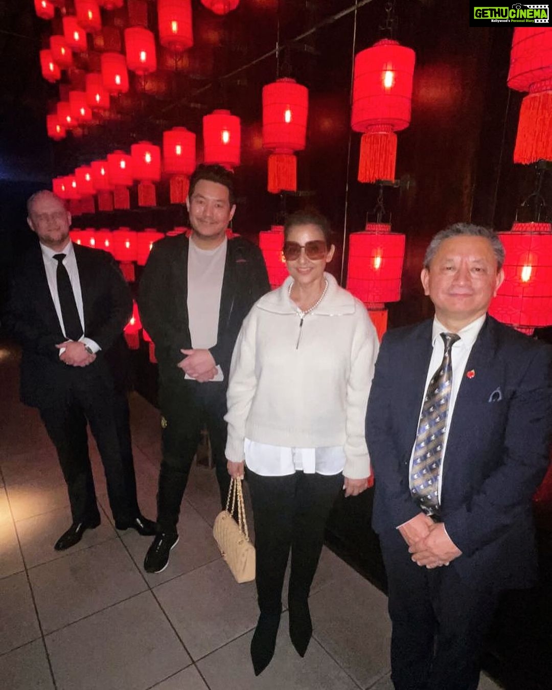 Manisha Koirala Instagram - It was good meeting @dipendragurungmiod & @official.bhupendra.gurung .. hereβs wishing you all best for #himalayajet #missworld ππ»π