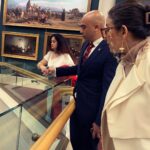 Manisha Koirala Instagram - Tea reception and tour with the Chairman for Culture @munsur.ali @guildhallartlondon @cityoflondon City of London Guildhall