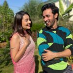 Mansi Srivastava Instagram – Here in your City today #ambikapur ❤️ 
With the energetic @karansharmaa_official 😅😀 and today’s amazing team 🎉

@talentfullon @abhi1_15 @swati1475 @rishiagrwal