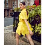 Manushi Chhillar Instagram - @karinabondlondon ready and here are some of my favourite moments 💛💛 #LFW 📷 @_jenna.alexandra London, United Kingdom