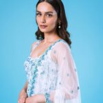 Manushi Chhillar Instagram - 🩵⭐️