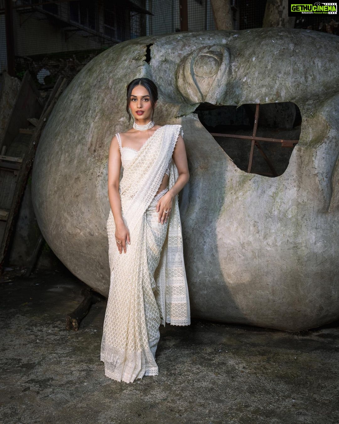 Manushi Chhillar Instagram - Every Saree tells a story, can you read mine? 🤍