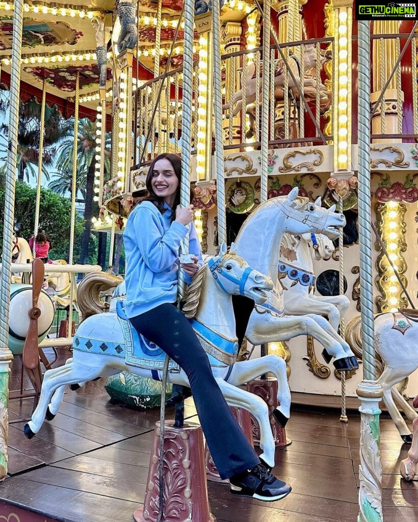 Manushi Chhillar Instagram - The real joy of life is in its play 🎠🎠