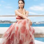 Manushi Chhillar Instagram - Summer dreams ❤️🤍❤️🤍❤️🤍 Outfit - @gauriandnainika Jewellery - @viangevintage @tuluaindia HMU - @gpkritikos Styled by - @sheefajgilani Team - @astha_kothari @sabrinawhite98 @everythingsanch @kanishka.__ Cannes, French Riviera, France