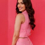 Manushi Chhillar Instagram – Pink Power!