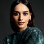 Manushi Chhillar Instagram - My date with the Dior Toujours🖤🖤 @Dior #DiorAW23​ #Diortoujours Styled by @sheefajgilani Shot by @frontrowgypsy