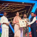 Manushi Chhillar Instagram - I am thrilled to be felicitated for my debut in #SamratPrithviraj at the 53rd IFFI ceremony. Humbled to receive this prestigious honour from the leaders of India, Shri Anurag Thakur ji (@anurag_office) & Shri Pramod Sawant ji (@drpramodpsawant)🇮🇳 Thank you @akshaykumar for being an awesome co-star, Dr. Chandraprakash Dwivedi ji for making my debut film an enriching journey, @yrf and the entire team of #SamratPrithviraj. 🙏🏽 #IFFI53 #AmritMahotsav Goa India