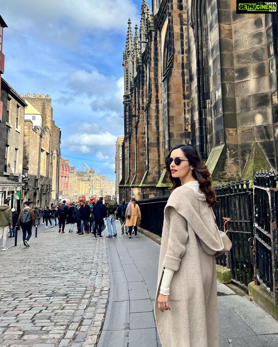 Manushi Chhillar Instagram - Reign-y day in #Edinburgh 🏰 Edinburgh Castle, Scotland