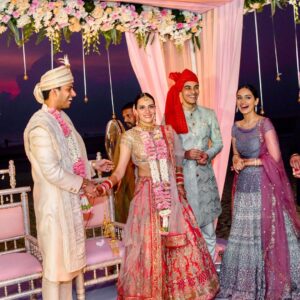 Manushi Chhillar Instagram - Here’s to the most centered of us all ❤️❤️
Happy Birthday @tejeshwarsingh10 🥳🥳
Wishing you all the love and joy ❤️❤️
#BestSiblings #BestFriends