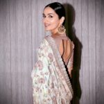 Manushi Chhillar Instagram - Ganpati Bappa Morya 🙏