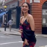 Manushi Chhillar Instagram - Manushi Chhillar (@manushi_chhillar) recently walked the ramp for designer Rocky S at London Fashion Week. She gives us a peek into her time spent in London. Take a look 😍 Video Edited by Sanyam Purohit (@sanyampurohit) #londonfashionweek #manushichhillar #tlindia