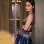 Manushi Chhillar Instagram - 💙💙 #HappyDiwali 🪔🪔
