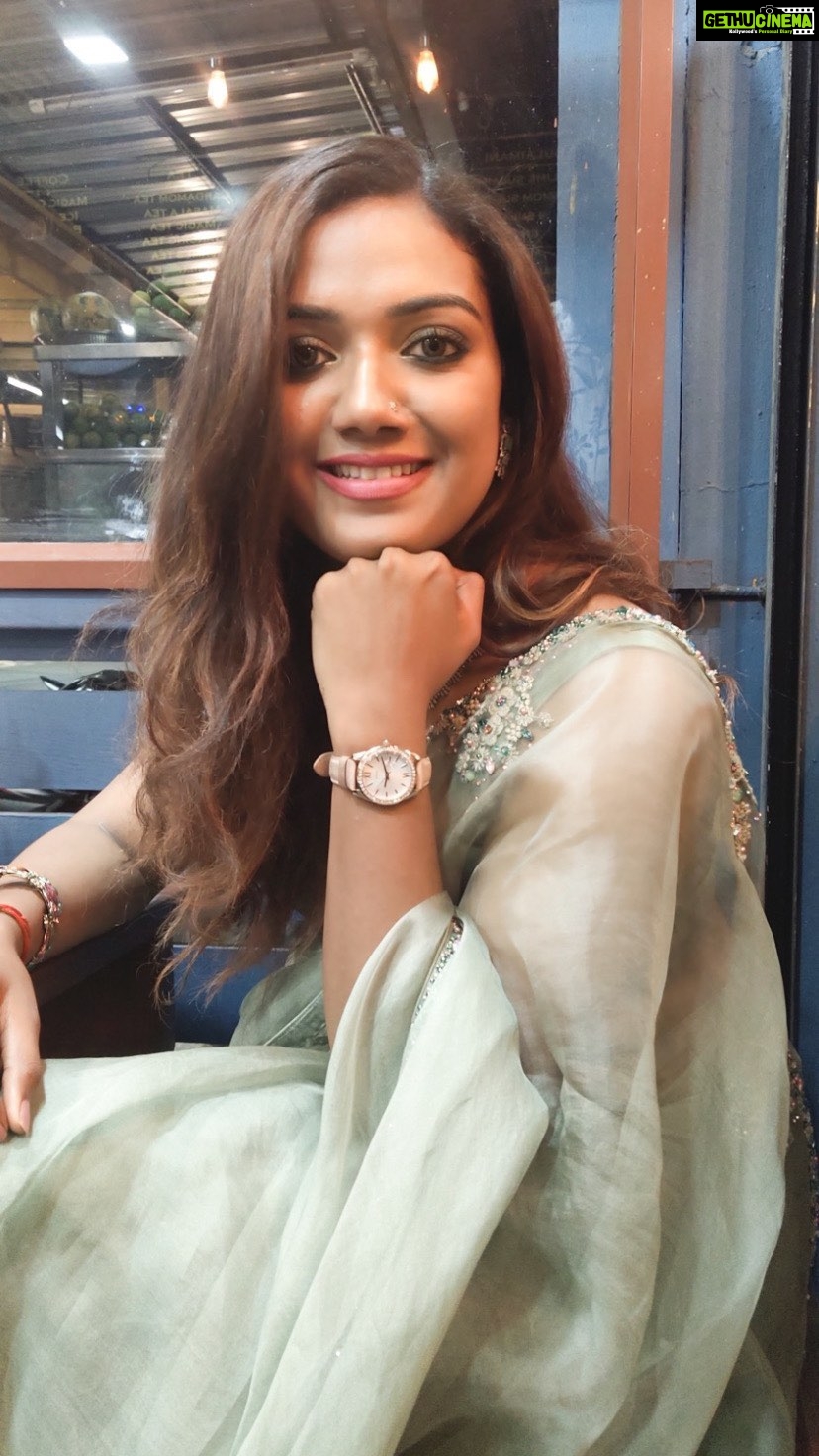 Mareena Michael Kurisingal Instagram - hello everyone.... @joscojewellers is opening their second outlet in banglr dickenson road on this nov 5th at 11 am ...our most fav @mohanlal is inaugrating the ceremony..i will b a part of this event along wit our lalettan❤️❤️ all are invited @j_o_x_p_a_u_l_o_s_e