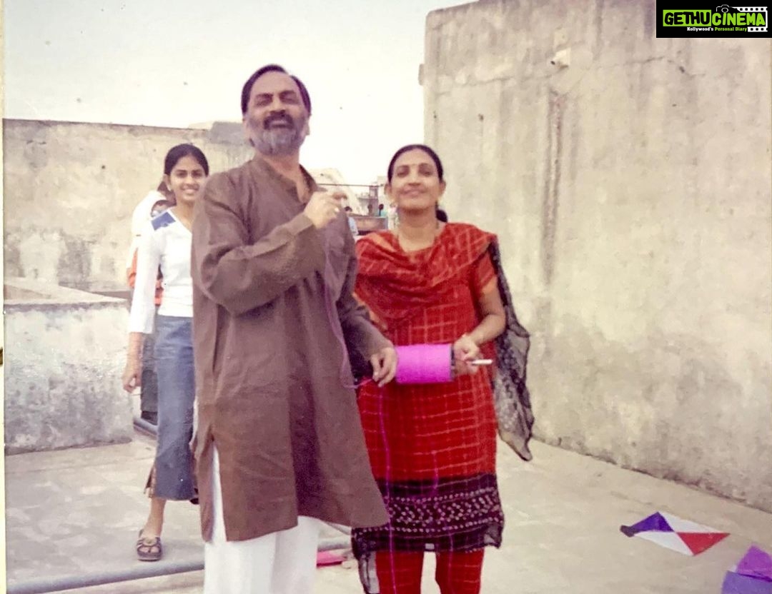 Maulika Patel Instagram - Wow, 40 years of being together! I meant to say 40 years of togetherness 😜filled with love, happy moments, unforgettable memories, the experience of living with or without each other, being each other's backbone without fail, and the occasional fights. How could any couple live without those? 😅 I'm truly proud of you two for setting such a magical example of a relationship and its importance. Everything changes with time, and your relationship has only gotten stronger with each passing day. Your arranged marriage has turned into a love marriage, and I'm so happy for you both. May you continue to be like this for the next 100 years together. It's a great pleasure to see both of you spending time with each other throughout the day, being each other's strength. On this day, I want to encourage both of you to live out the moments you may have missed in your younger years due to work or responsibilities. I love You both😘 Happy 40th anniversary Mummy Pappa ♥️♥️