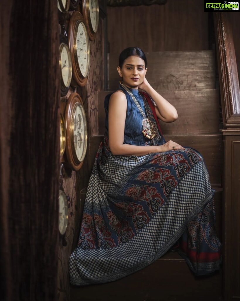 Maulika Patel Instagram - "Unleash the allure of Ajrakh with our breathtaking sarees, designed to mesmerize and elevate your style. Made with utmost precision and care, our Ajrakh sarees are an ode to the rich cultural heritage of India. Model :- @maulikapatel Photography:- @zenithbanker_photography #AjrakhSaree #handloom #artisancrafted #heritagefashion #handicraft #handmade #ajrakh #saree #indianlook #ethnicwear