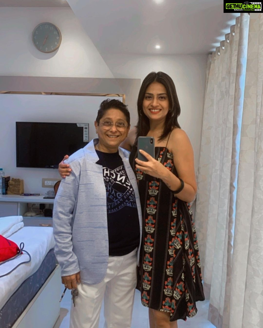 Maulika Patel Instagram - Happy birthday to the child who loves the moon and shouts “એ ચાંદો" 🌙 when he sees the moon. who loves aeroplanes (વિમાન) ✈️ A person who knows how to live a life fully with liveness,laughter,excitement,positivity. Who is tough,Loveable,practical a mix combo of a perfect person. You are an inspiration My lady 🌸 @meenagheewala 💕 It’s hard to be apart from you 🥹but.. will be back soon 🤗 I love you so much ♥️ Happy happy Year To You 💫 #love #happybirthday #happiness #littlemoments #memories #life #meenagheewala ♥️