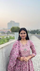 Maulika Patel Instagram - #આ_ગુજરાત_મેં_બનાવ્યું_છે 🌸 Directed & Shot by: @sliceoflife__9 🎥🤗 #election2022 #gujarat #narendramodi #bjp