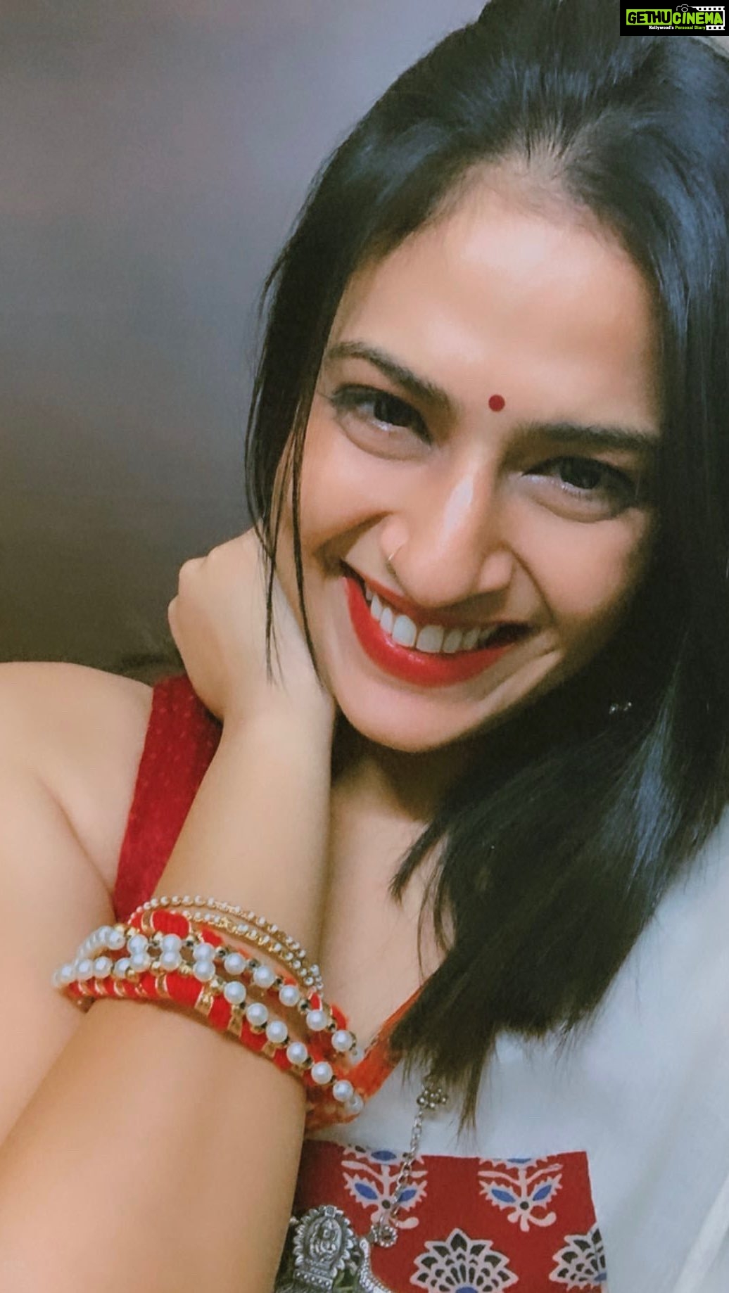 Maulika Patel Instagram - Enchanted Evening It was ๐ #navratri Magical EVENING to Beautiful MORNING โฅ๏ธ By @sherigarba ๐ธ Really blessed to have you in my life ๐ค @vaishalshah7 @krunalsoni2468 @avanisoni18 Thank You for the invite ๐ฅ What a perfect evening it was ๐ Many congratulations ๐ท @jaymeetshah @kuntalamarhansh @sagarshah_rs More Success to You Guys ๐ค๐ป๐๐ป #sherigarba #navratri #garba #dholida #garbanight #dholi #mandali #band #friends #succesfulevent #loveforgarba #gujarati #gujarat #ahmedabad #ilovemyblessedlife๐