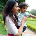 Maulika Patel Instagram - Who says i am single 😅 When i have a baby like my little love 🤱🏻 He is so littly but still he cares for his fiyu, who he loves to play with, to talk with to share the things which is happening in his everyday learning life.🧒🏻 To get jealous of everyone who is close to fiyu and to say them “મારા ફીયુ છે”. 🥰 He appreciate every work of mine by celebrating it and watching that work again and again. 🤗 I am always thankful to god for my little love. ❤️ He is a blessing to me😇 My Little love is turning 5 now 😃 I wish you all the love happiness toys and positively entertaining life ❤️ No Matter What your fiyu will be there for you always and forever👩‍👦 Happy happy birthday Ahaanu 🎂 I love you 🤱🏻 #littlelove #ahaansbirthday #fiyahood #ilovemyblessedlife💕