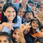 Maulika Patel Instagram - Happy souls ♥️ @manavsadhna ♥️ Thank you Partner @almaari_by_kranti for this beautiful day 🌸🤗 #sabarmatiashram #gandhiashram #manavsadhna #happysoul #love #littlypeople #smiles #happiness #babies #students #selfsatisfaction #spreadlove #spreadpositivity #spreadhappiness #stregnth #ilovemyblessedlife💕