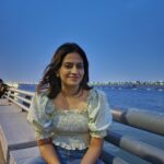 Maulika Patel Instagram - Lazy days…🫠 सामान्य रूप से इसे समय बिताना या फिर समय को बर्बाद करना कहते हैं,पर मेरी नजर में इसे समय को जीना कहते हैं। 💫♥️ And the most interesting thing is the old version of popcorn it taste still the same “yum” 😋 Introduced by @origin_of_lafcadio who loves to explore and live life fully.. 💫 And captured by my very talented part time personal photographer 😜 @jimesh__patel 💫 trust me J you have a bright future My hardworking friend 😇 #riverfront #ahmedabad #friendship #forever #friends #bond #cycling #longwalk #nonsensetalk #happymoments #photoes #clickclick 📸♥️