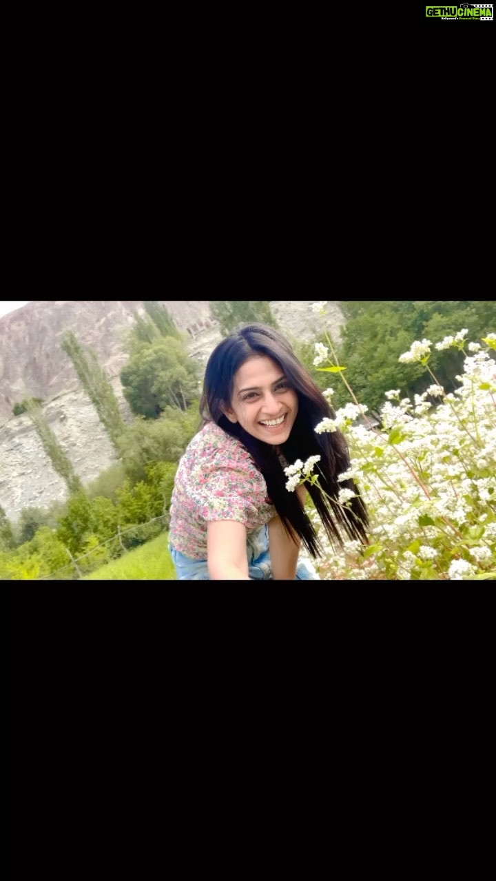 Maulika Patel Instagram - I wanna stay happy it’s a big goal for me ✨ #happy #love #life #goal #stayhappy #stayblessed #instareels #ladakhdiaries #lehladakhdiaries #travel #maulikapatel #traveller #deepquotes #actor #dancer #ilovemyblessedlife💕