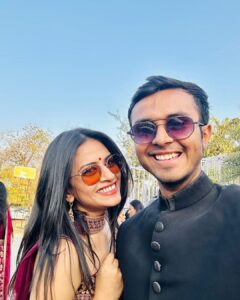 Maulika Patel Instagram - खुशियाँ दा चढ़ेया अज्ज वेल्ला वे सारेयान ने नाचना सारेयान ने गौना वे खुशियाँ दा चढ़ेया अज्ज वेल्ला वे सारेयान ने नाचना सारेयान ने गौना वे ♥️ Happiness When Your little ones got married 😘 #wedding #love #lovemarriage #friendship #friendshipgoals #happiness #ilovemyblessedlife💕