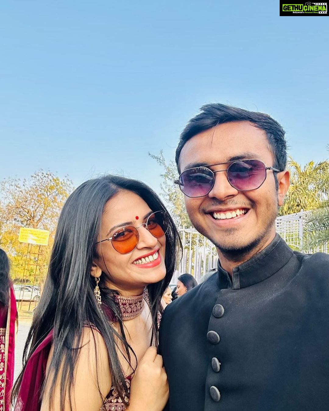 Maulika Patel - 761 Likes - खुशियाँ दा चढ़ेया अज्ज वेल्ला वे
सारेयान ने नाचना सारेयान ने गौना वे
खुशियाँ दा चढ़ेया अज्ज वेल्ला वे
सारेयान ने नाचना सारेयान ने गौना वे ♥️
Happiness When Your little ones got married 😘
#wedding #love #lovemarriage #friendship #friendshipgoals #happiness #ilovemyblessedlife💕