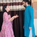 Maulika Patel Instagram – Rakshabandhan 👩🏻‍🤝‍👨🏼🍭 

#rakshabandhan #festival #sibblinglove #brothersisterbond #littlelove #happyritual #ilovemyblessedlife💕