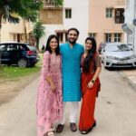 Maulika Patel Instagram – Rakshabandhan 👩🏻‍🤝‍👨🏼🍭 

#rakshabandhan #festival #sibblinglove #brothersisterbond #littlelove #happyritual #ilovemyblessedlife💕