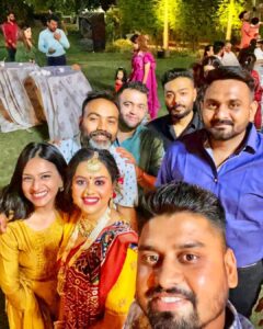 Maulika Patel Instagram - Forever Bond ♥️ Missed You @vekariyakavya @gaurangvekariya #shloka #mihaan 🤗 #friendship #love #foreverbond #foreverfriendship #fortunate #happysoul #happiness #vastu #friendshappiness #beblessed #maulikapatel #ilovemyblessedlife💕