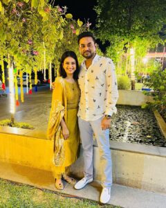 Maulika Patel Instagram - Forever Bond ♥️ Missed You @vekariyakavya @gaurangvekariya #shloka #mihaan 🤗 #friendship #love #foreverbond #foreverfriendship #fortunate #happysoul #happiness #vastu #friendshappiness #beblessed #maulikapatel #ilovemyblessedlife💕