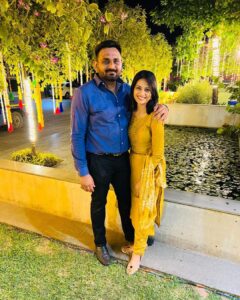 Maulika Patel Instagram - Forever Bond ♥️ Missed You @vekariyakavya @gaurangvekariya #shloka #mihaan 🤗 #friendship #love #foreverbond #foreverfriendship #fortunate #happysoul #happiness #vastu #friendshappiness #beblessed #maulikapatel #ilovemyblessedlife💕