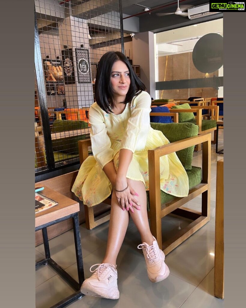 Maulika Patel Instagram - Say Hello To Summer 🌞 Make up & Hairdo by: @olive_the_beauty_studio @drashtipatel_1999 ♥️ & Also Captured by Miss talented @drashtipatel_1999 🤗 This comfortable summer attire by: @panache_collections_store @panache.priyanka @now_and_wow_official ♥️ Pretty Nails extension by: @mintsalon.in 💅 Location: Now a days favourite one @teapostofficial ☕️ #teapostpdpu I am in love with My look @theloftbynagarjuna @inaag90 😘 Waiting For Your clicks to Post @russimodiphotography 😃♥️ #summerishere #summerlook #summer #newlook #shoot #makeupartist #drashtipatel #olivethebeautystudio #summerconcept #teapost #cottondress #cottoncomfort #summerattire #panache #panachecollection #nails #mintsalon #photoshoot #chai #coffee #gandhinagar #ahmedabad #bebeautifulsoul #beblessed #maulikapatel #ilovemyblessedlife💕