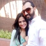 Maulika Patel Instagram - On the first day of my college, a boy wearing a white shirt in my class shyly asked to me “will you be my friend”? And todayyy he is maintaining and rest of the life he have to 🤗 You gave me the name which feels always special “dhaboo” 😃 the feeling of seeing your friend growing as a person as a business person and the most when a boy is having his boyy “My Pruthu” @prithvi110799 😘😘 Always happy for your happy life @raginisoni1107 ♥️ We lived the best and We are enough for eachother 🤗 More love more success More happiness to youu 😇 Wishing You A Very Happy & blessed Birthday Pratik 🎂🍻