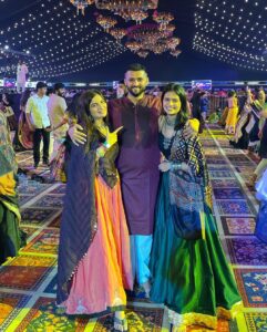 Maulika Patel Instagram - Suvarna navratri 💫

Different experience or i can say Suvarna experience of navratri @suvarnanavratriahmedabad includes A lovely Temple of Maa Ambe, Comfortable floor for garba , D Decor & Our @jigrra 🎶🧡

#navratri #navratri2023 #suvarnanavratri2023 #suvarnanavratriahmedabad #ahmedabad #love #maaambe #favourite #favouritefestival #garba #belief #indianattire #friends #melodiousvibe #ilovemyblessedlife💕